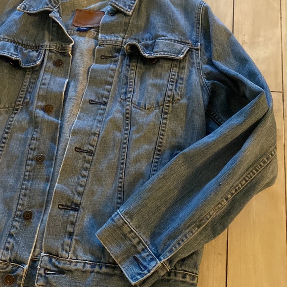 Vintage Gap Oversized Jean Jacket - Picture 4 of 5